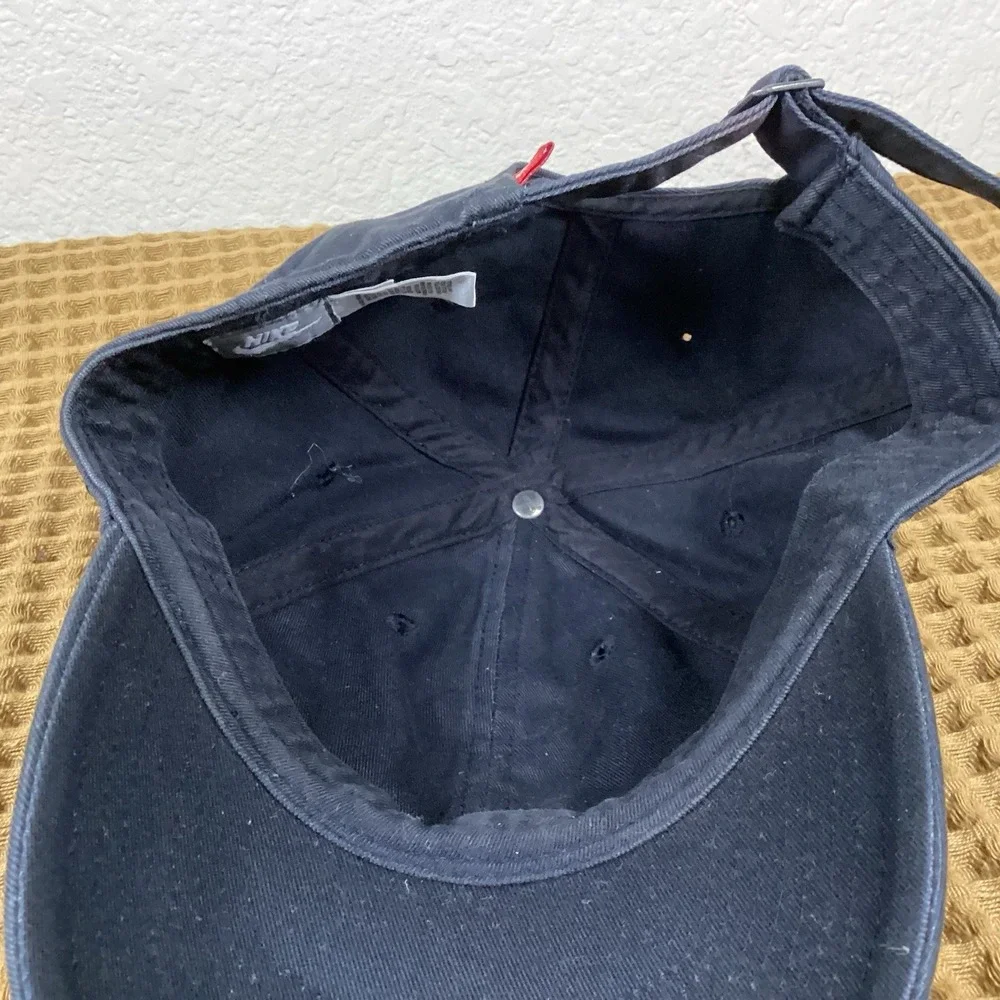 Vintage Y2K Nike Swoosh Faded Black Adult Hat Cap Silver Gray Tag 2000s